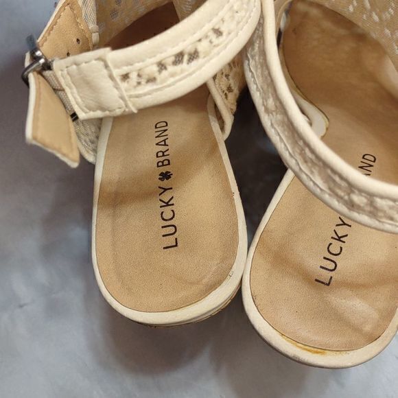 Lucky‎ Brand Raziah Cork Wedges Cream Crochet -Never Worn- Sz 8.5M/ - Picture 13 of 13